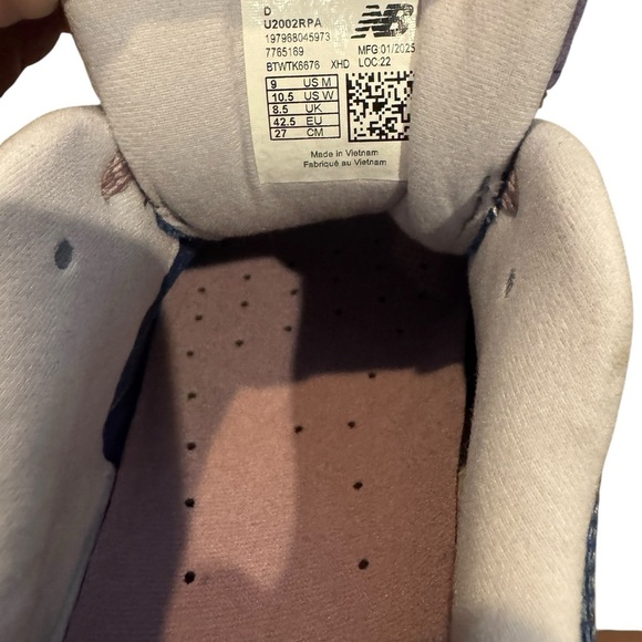 New Balance 2002R Mens 9 Woman’s 10.5 Dream State Ice Wine Sea Stone U2002RPA - Picture 9 of 10